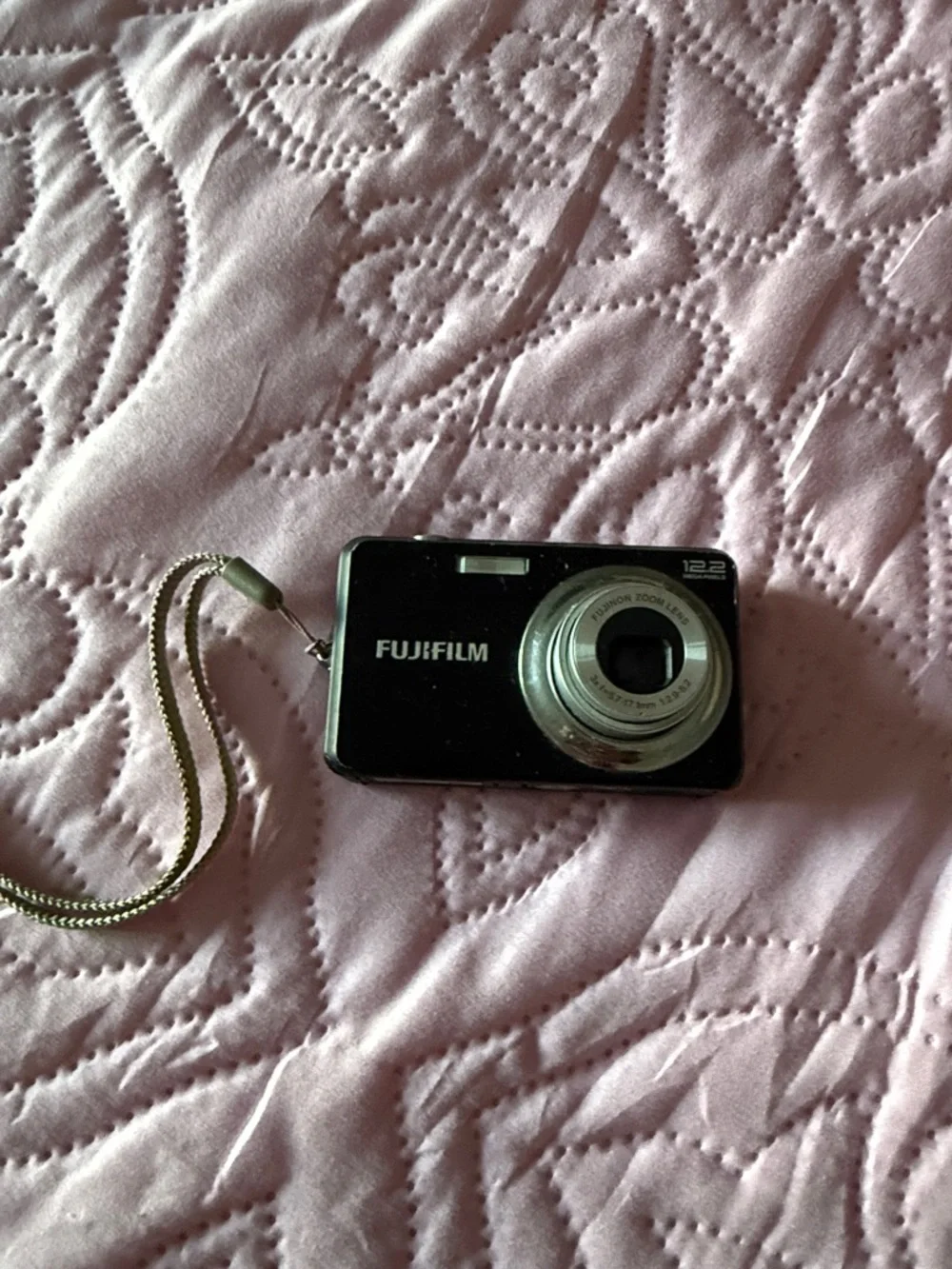 Fujifilm Black Compact 12.2MP Point-and-Shoot Camera